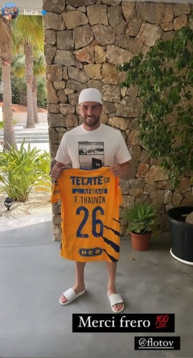 El portero presumió la jersey en redes sociales. Instagram - Luca Zidane