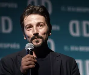 Diego Luna, de fanático de Pumas a estrella de Hollywood