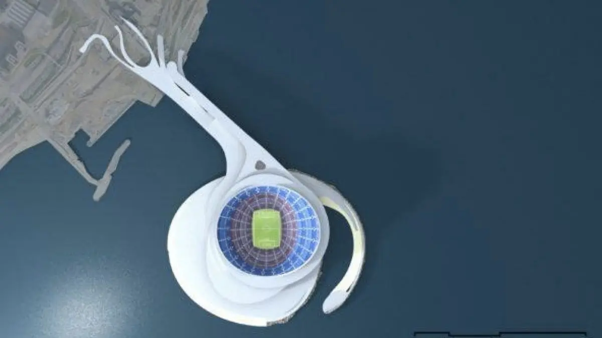 Antes de remodelar el Camp Nou, el Barcelona tuvo planes de salir y edificar un Nuevo Camp Nou en la bahía de la ciudad, mismo que sería unido por un puente. La idea fue archivada ya que no tuvo prosperidad entre los participantes.