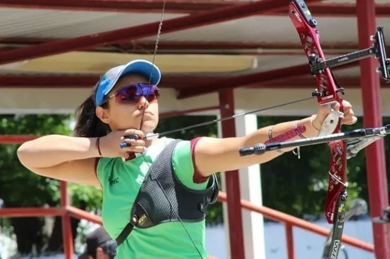 Ana Paula Vázquez reportó el robo de su equipo de arquería - Instagram @anapau_vazquezfl