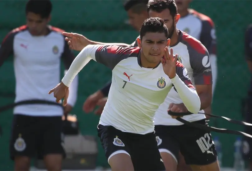 Orbel&iacute;n Pineda est&aacute; en la mira de Chivas para ser un posible refuerzo