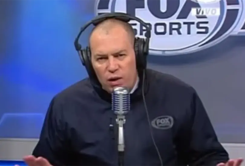 André Marín constantemente está en la polémica por sus comentarios que realiza en los programas de Fox Sports. André Marín constantemente está en la polémica por sus comentarios que realiza en los programas de Fox Sports.