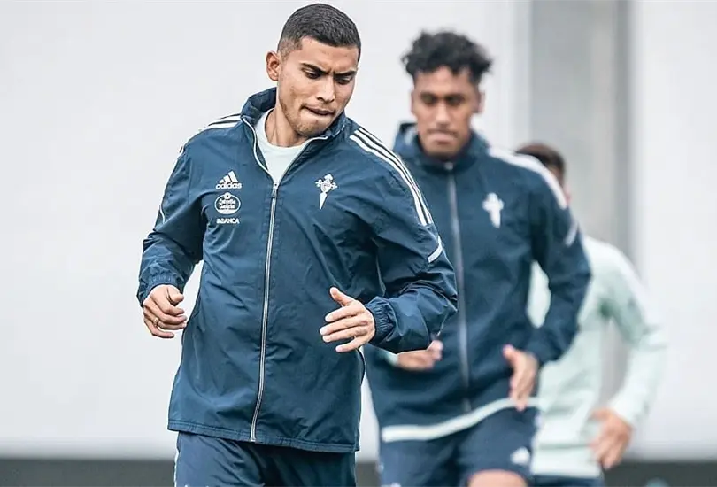 Orbel&iacute;n Pineda tendr&iacute;a todo para seguir en Europa pero fuera de las mejores ligas.