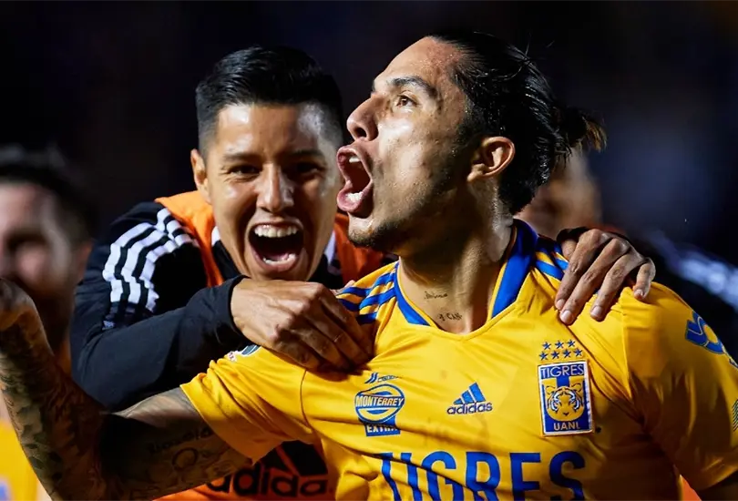 Carlos Salcedo ya está en México para cerrar su fichaje con un equipo de la Liga MX Carlos Salcedo ya está en México para cerrar su fichaje con un equipo de la Liga MX