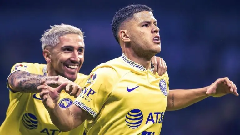 Richard Sánchez ya fue dirigido por el 'Tano' Ortiz. (Twitter - América)