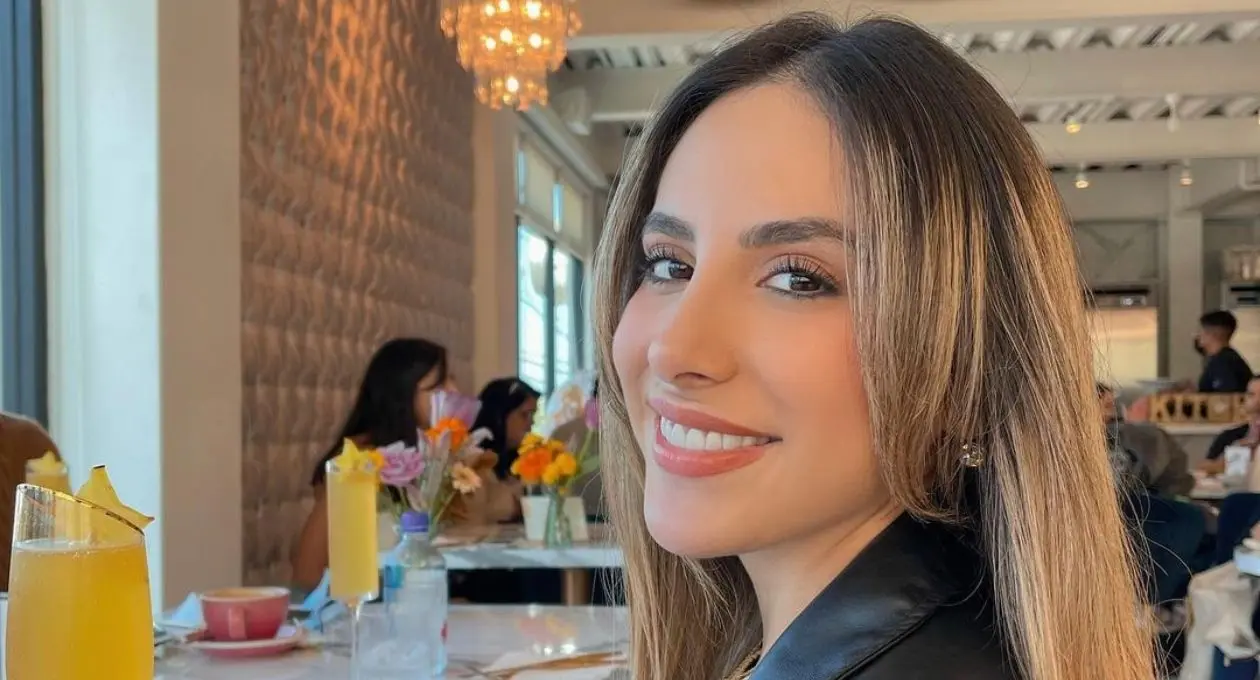 Cuenta con 22 años de edad y al igual que su medio hermano Cristian, no se dedica al boxeo. 