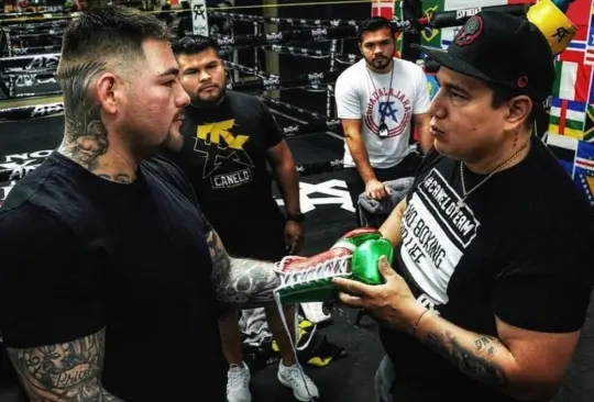 Andy Ruiz estuvo con Eddy Reynoso en el Canelo Team.