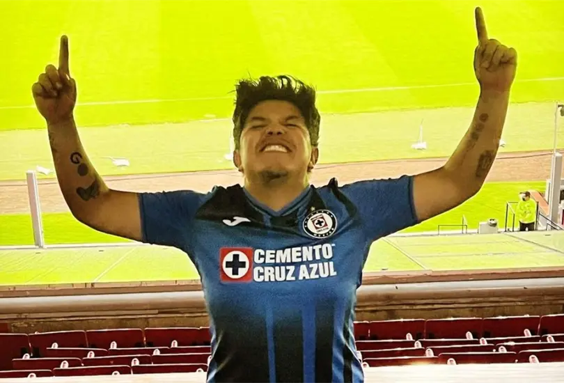 Isra (No soy Chema) volvi&oacute; a referirse de forma burlona su pol&eacute;mica por la camiseta de Iago Aspas 