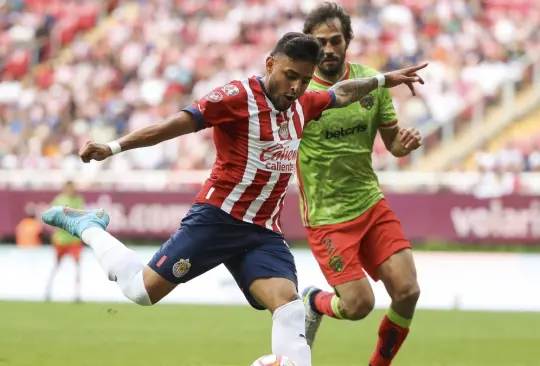 Chivas no pudo tener un gran debut en el Apertura 2022.