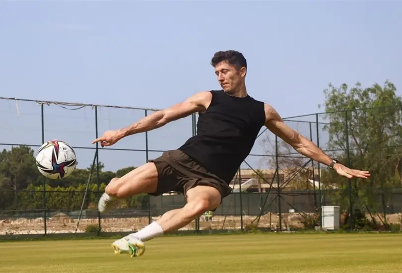 Robert Lewandowski tiene una dieta especial creada por su esposa, Anna. 