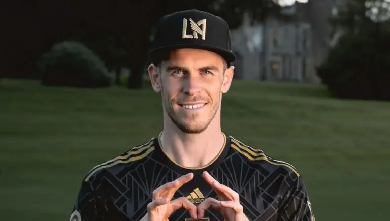 Bale en su llegada al LAFC.