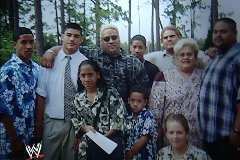 Los luchadores Rikishi y Umaga son de los más reconocidos de la familia Anoa'i previo a la década de los 2010. 