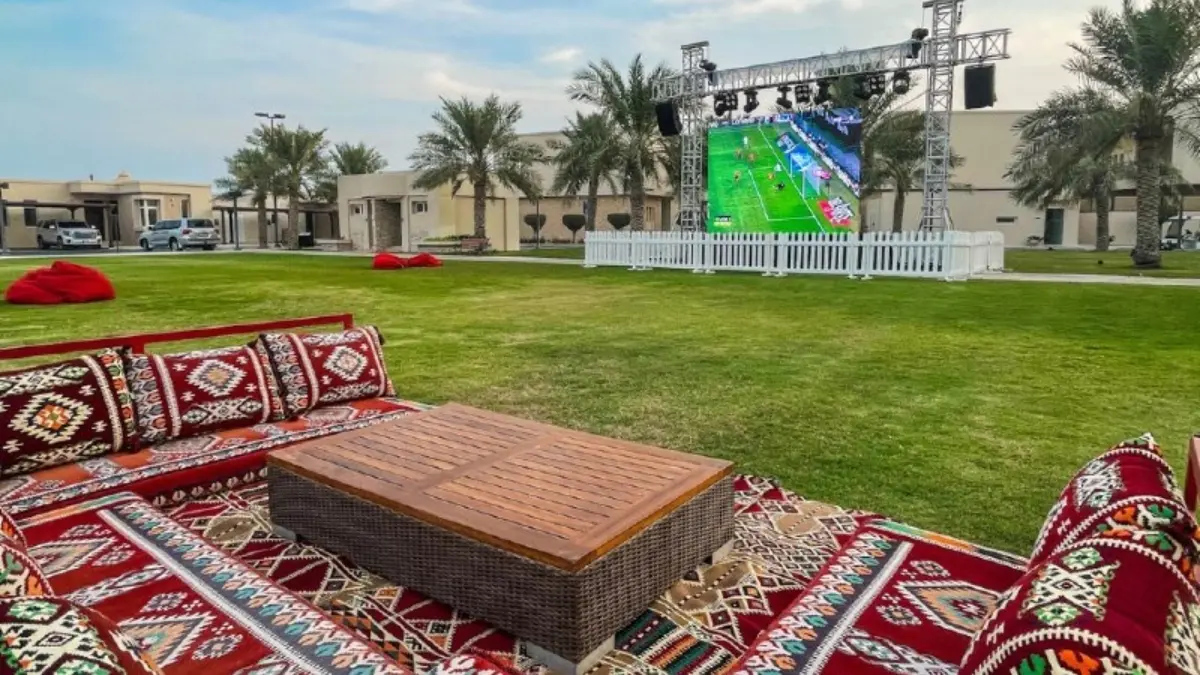 Su precio en moneda local asciende a los 6 mil 500 monedas del Riyal Qatarí. La Selección Mexicana tendrá que instalarse en el lugar al menos cinco días antes del arranque del Mundial.