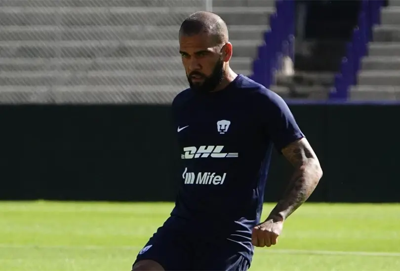 Dani Alves haría su debut con Pumas en el partido vs Mazatlán Dani Alves haría su debut con Pumas en el partido vs Mazatlán