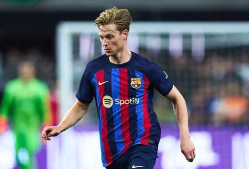 El futbolista de Pa&iacute;ses Bajos est&aacute; en una complicada situaci&oacute;n con el Barcelona.