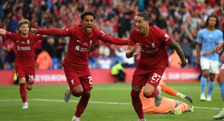 Liverpool logró salvar su temporada al clasificar a la Europa League - Archivo Referee