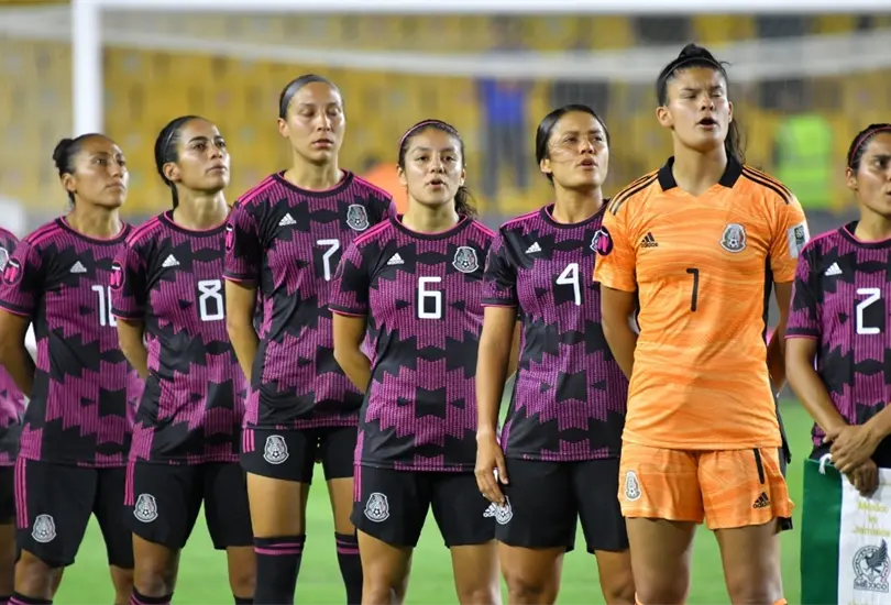 La Selecci&oacute;n Mexicana Femenil apenas y pudo tirar a gol ante Jamaica y perdi&oacute; su primer juego.