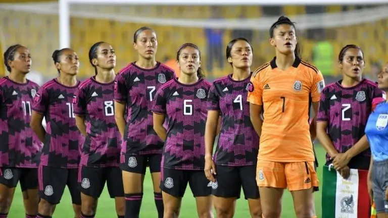 La Selección Mexicana Femenil apenas y pudo tirar a gol ante Jamaica y perdió su primer juego. Foto: Twitter - Selección Mexicana Femenil
