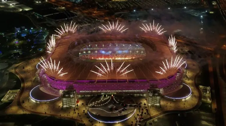 Qatar no permitió el consumo de alcohol en sus estadios - ARCHIVO REFEREE