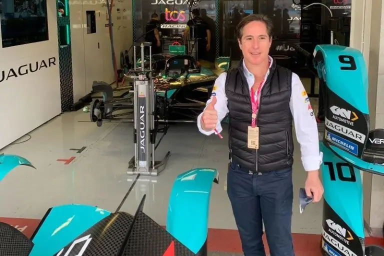 Mario Domínguez mostró su enojo por el poco apoyo que ha recibido 'Checo' Pérez por las televisoras mexicanas - Twitter @SUPERMARIODOM