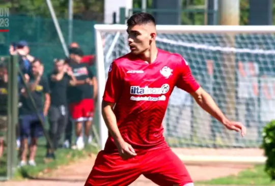 Johan Vásquez disputó sus primeros minutos como futbolista del Cremonese de la Serie A de Italia. Johan Vásquez disputó sus primeros minutos como futbolista del Cremonese de la Serie A de Italia.