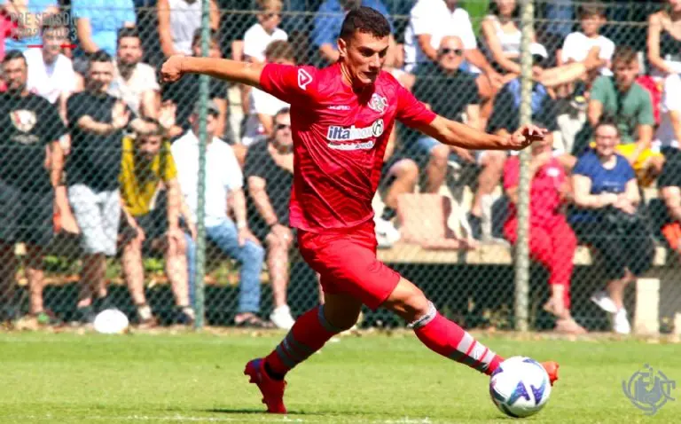 El Cremonese goleó 8-0 al Falco-Albino en su primer partido de preparación. Foto: Twitter @USCremonese