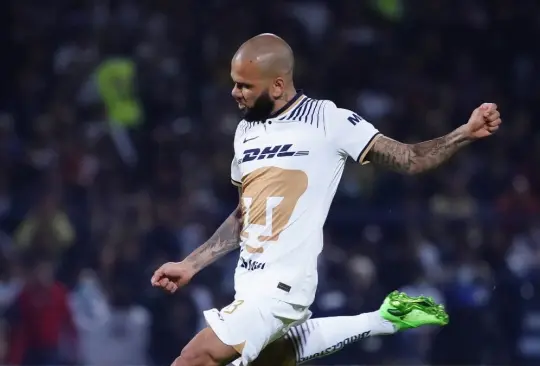 Dani Alves se defendió de las críticas de Rivaldo