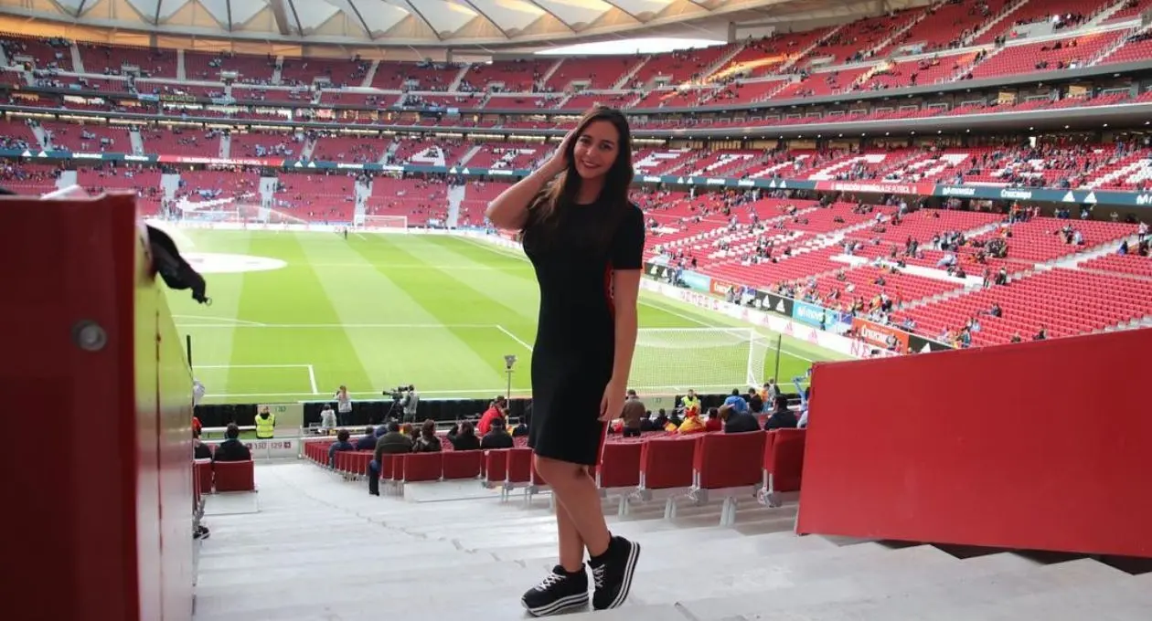 A la par del programa radiof&oacute;nico, Itzel Sandino estuvo trabajando en el peri&oacute;dico Marca.