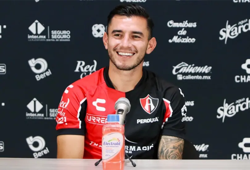 Esgar Zald&iacute;var encendi&oacute; el Cl&aacute;sico Tapat&iacute;o con sus declaraciones.