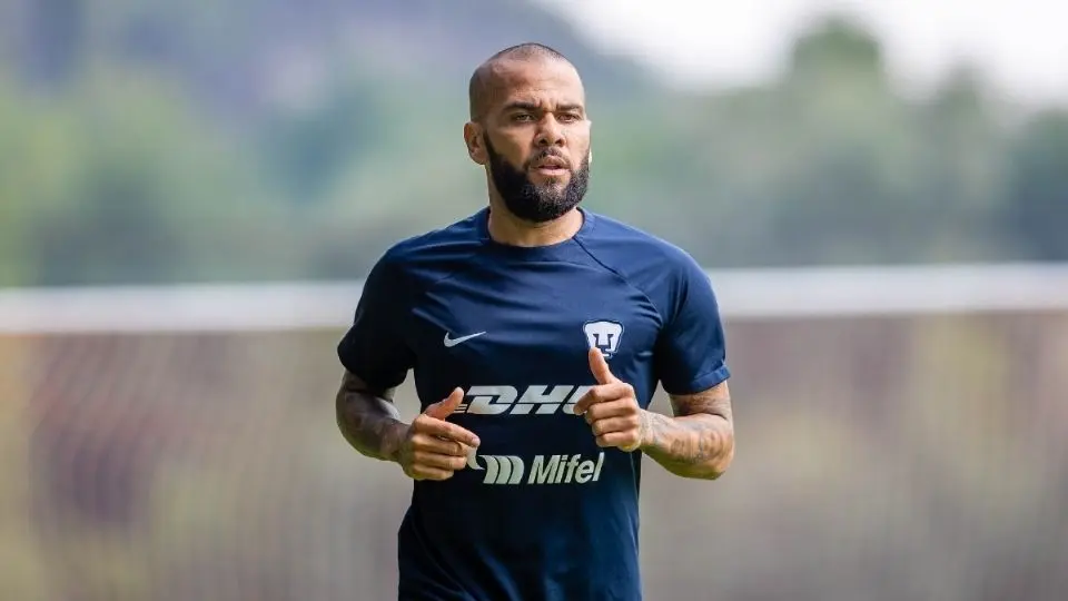 Dani Alves debutó con Pumas ante Mazatlán FC. Dani Alves debutó con Pumas ante Mazatlán FC.