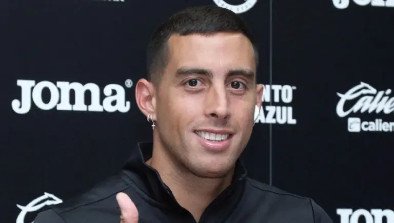 Ramiro Funes Mori tras la rueda de prensa. @CruzAzul