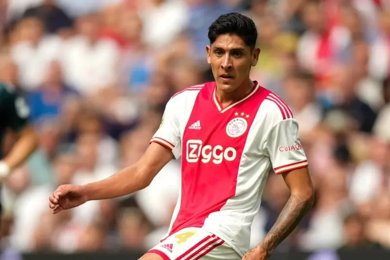 El Newcastle United habría mandado millonaria oferta por Edson Álvarez que fue rechazada por el Ajax. El Newcastle United habría mandado millonaria oferta por Edson Álvarez que fue rechazada por el Ajax.