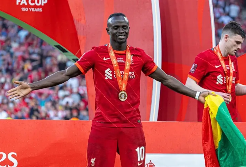 Sadio Man&eacute; envi&oacute; los &uacute;ltimos regalos a trabajadores del Liverpool para mostrar su gratitud