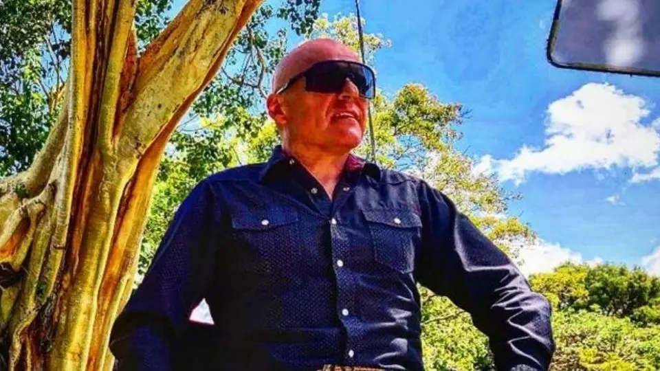 Paco Chac&oacute;n constantemente utiliza sus redes sociales para criticar el trabajo de Armando Archundia.