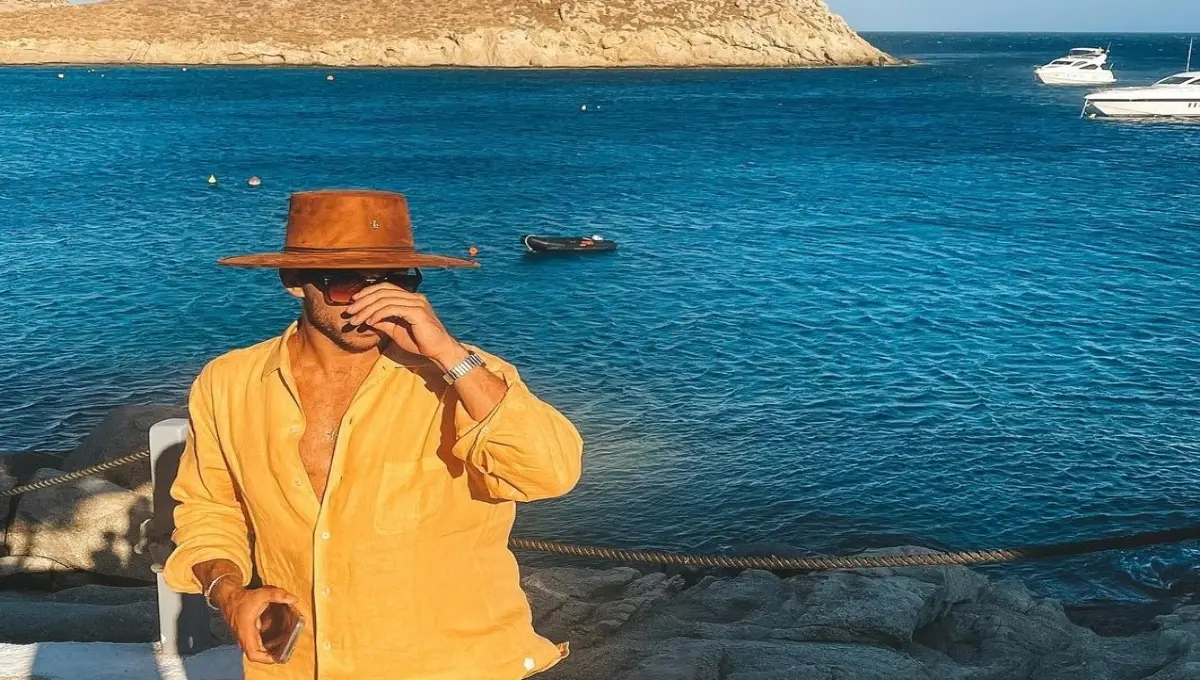 Pierre Gasly, piloto de Alpha Tauri, se escapó a Grecia. 