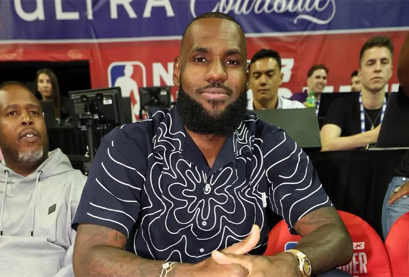 LeBron James se ubica entre los que más ganan en la NBA LeBron James se ubica entre los que más ganan en la NBA