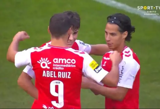 Diego Lainez colaboró con un pase a gol entre el Braga y Marítimo. 