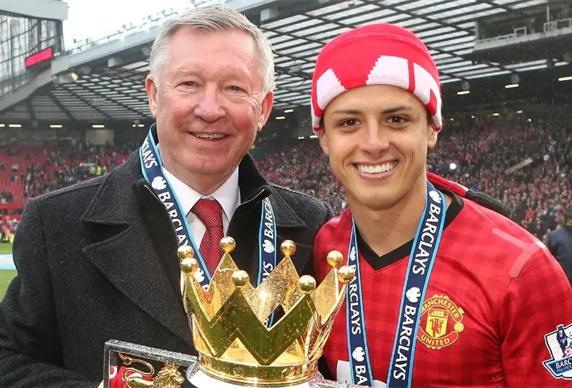Chicharito Hernández reveló cómo Sir Alex Ferguson lo motivó con un noble gesto Chicharito Hernández reveló cómo Sir Alex Ferguson lo motivó con un noble gesto