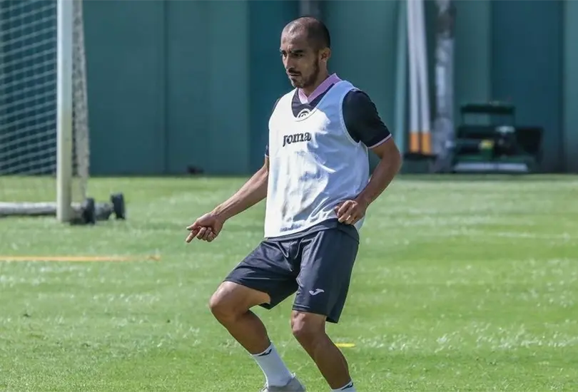 Rafael Baca ya fue informado de su suspensión por su expulsión en el Clásico Joven Rafael Baca ya fue informado de su suspensión por su expulsión en el Clásico Joven