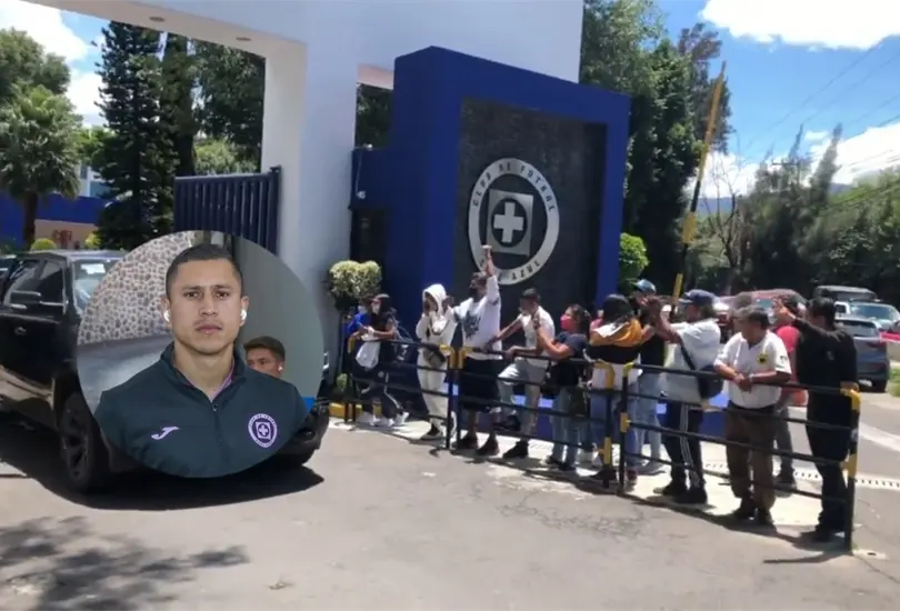 El central mexicano fue despedido por algunos aficionados tras su entrenamiento.