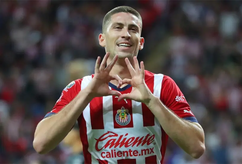 Santiago Orme&ntilde;o ya se estren&oacute; con Chivas y les dio la victoria sobre Rayados.