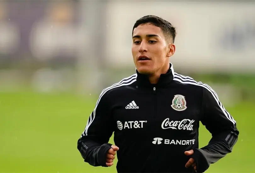 Alejandro Zendejas no ha tomado una decisi&oacute;n con la Selecci&oacute;n Mexicana.