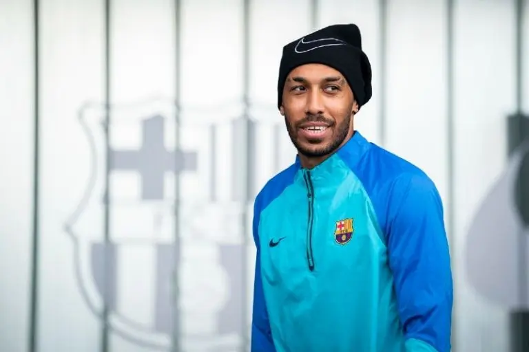 Pierre-Emerick Aubameyang es jugador del Barcelona - Twitter @FCBarcelona_es
