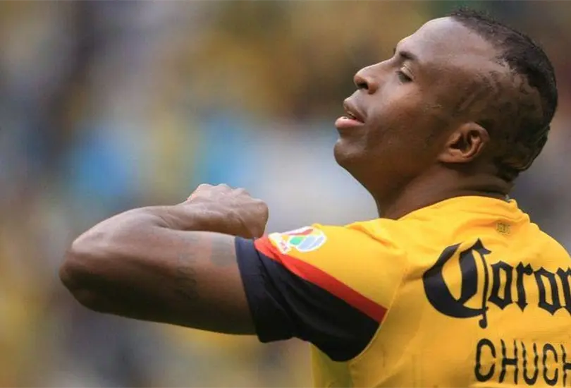Chucho Ben&iacute;tez gan&oacute; 3 campeonatos de goleo consecutivos con el Am&eacute;rica. 