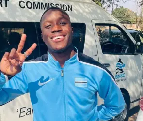 Él es el nuevo ´Usain Bolt´; rompió récord e incluso desafió a su rival antes de la meta