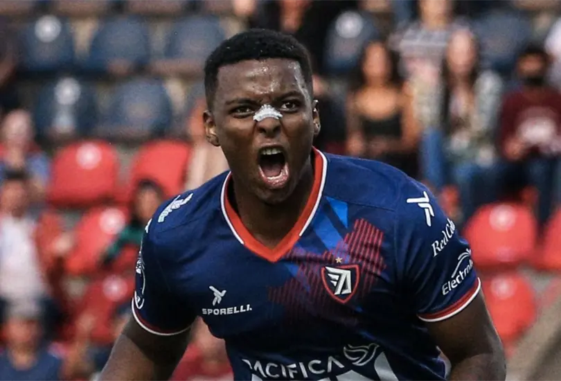 Joao Maleck se destap&oacute; con hat-trick en triunfo del Tepatitl&aacute;n FC.