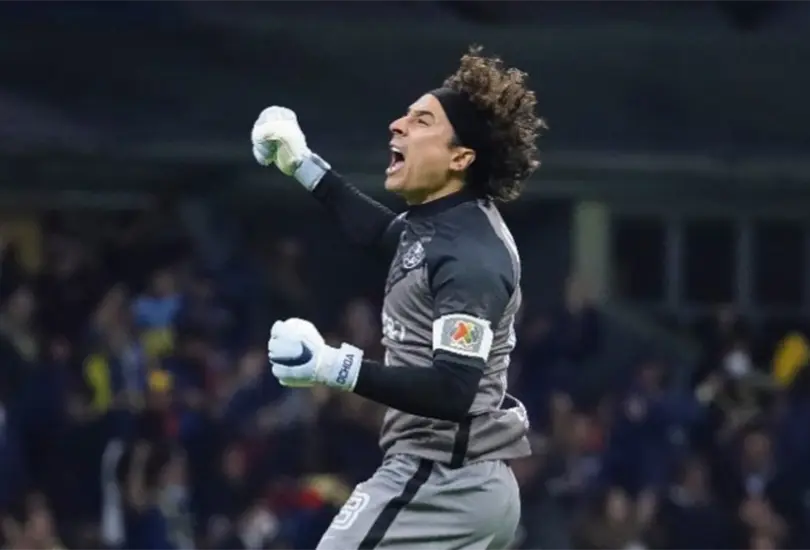 Memo Ochoa ha sido duramente criticado por la afici&oacute;n.