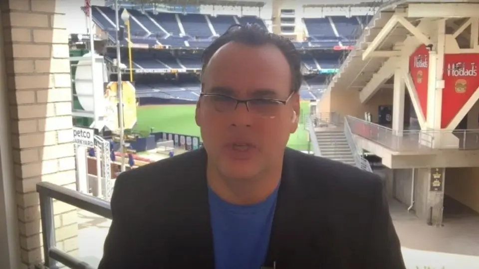 David Faitelson ve al Tuca Ferretti como al salvador de las Chivas.