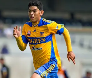 Jonathan Espericueta, expromesa mexicana, anota un GOLAZO en el futbol amateur