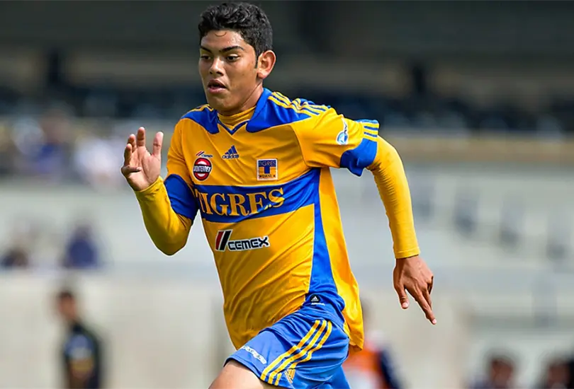 Jonathan Espericueta muestra su calidad lejos de la primera divisi&oacute;n en el futbol amateur. 